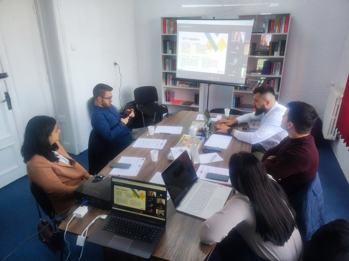 AHEAD_cby's tweet photo. On 14/04/2022, it was organized in #Ploiesti the #kickoffmeeting of the #AHEAD project. Representatives from #Romania, #Italy, #Albania and #Bosnia have been hosted by local coordinator #ARESEL for a strategic meeting to design a detailed #actionplan for the upcoming months. https://t.co/sx0eXOCxaQ