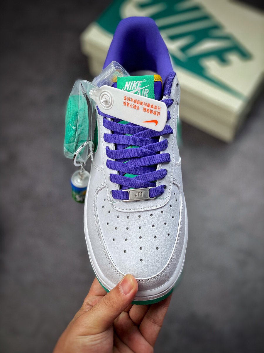 CornaroRachel's tweet photo. Nike Air Force 1 Low 07 "Sprite" 雪碧限定 #原楦头原纸板 打造纯正空军版型 https://t.co/88vZTHysDm