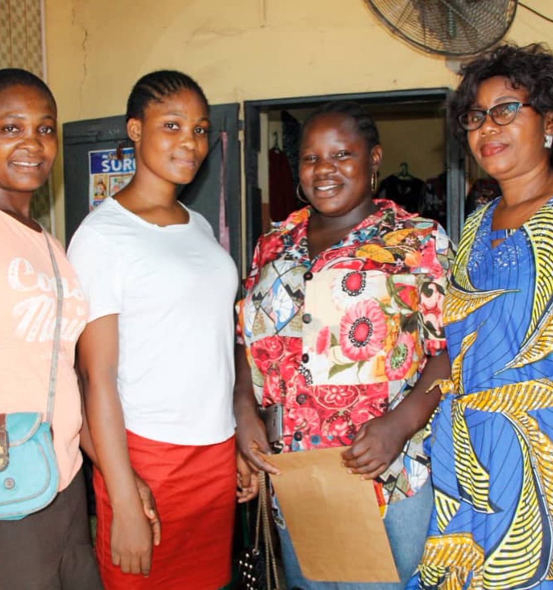 UniqueHumanity's tweet image. Congratulations to Happiness Ekiye on your journey of learning a new skill and becoming a boss of your own 🧡💚