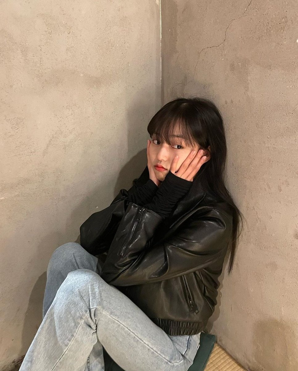 ⠀
⠀
⠀⠀⠀⠀restarting, not new to rp.
⠀⠀⠀⠀like and rt to be mutuals.
⠀
⠀