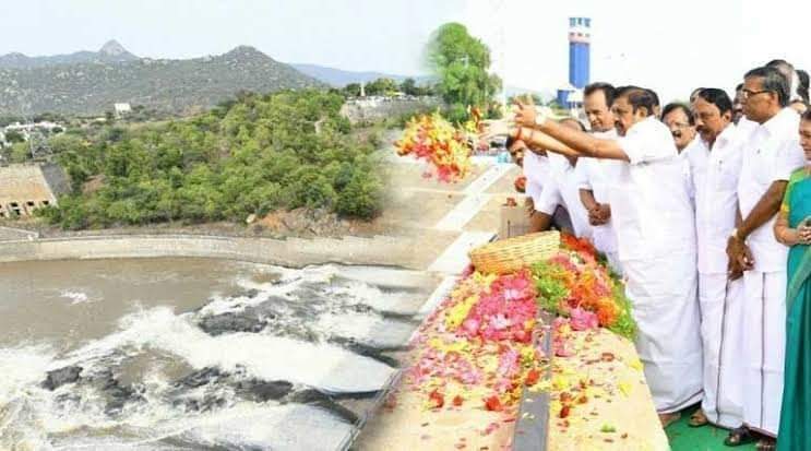 MManikandanADMK's tweet photo. காவிரி தாய்க்கு மரியாதை செலுத்தும் விதமும்.
அந்த கம்பீரமும் எங்கள் #எடப்பாடிய��ை மட்டுமே சாரும்.. 🖤🤍❤️🙏 @EPSTamilNadu @satyenaiadmk @ElangovanAiadmk https://t.co/7nnzGOmCAa