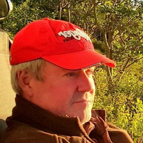 maudiskoby's tweet photo. Sist men inte minst vill vi presentera en av våra nya medlemmar: Micke Örneholm. Micke gör skärbrädor från stockar från Södra Roslagen. Välkommen till oss på Hantverket i Öregrund, Micke!  #hantverketiöregrund #konsthantverk #konst #craft #art #artsandcr… https://t.co/MgjFsCu7H1 https://t.co/LXov0UBQnE