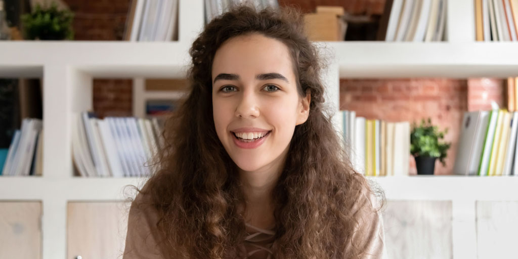 Thinking about #Apprenticeships? Join the #WednesdayWebinar at 11am with the <a href="/Clarion_Group/">Clarion Housing Group</a> Apprenticeships team! No need to register, just drop in and get your burning questions about #apprenticeships and Kickstart answered - ow.ly/yeRl50IGzTK