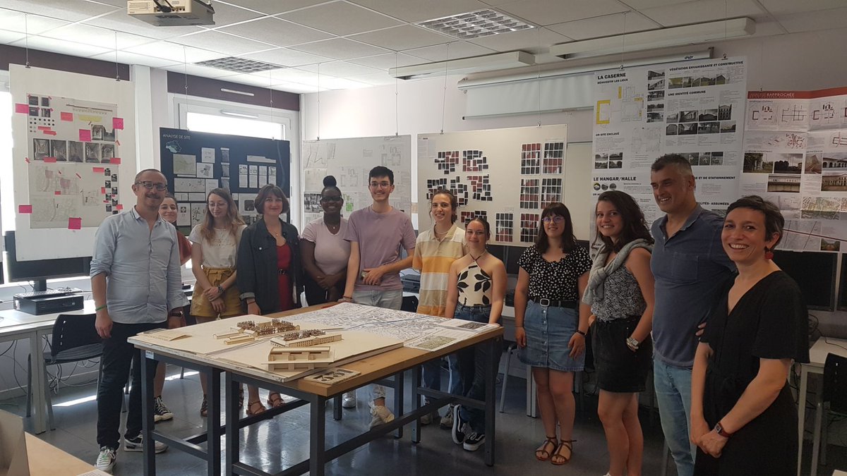 Cité scolaire Josephine Baker - Gisele Halimi tweet media