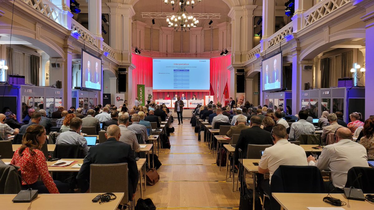 KsgieNszz's tweet photo. Zaczynamy dwudniowe spotkanie Komitetu Wykonawczego IndustriAll Europe w Sztokholmie. W agendzie https://t.co/5A7lGCqfW2. spotkanie ze szwedzką Minister Spraw Zagranicznych Ann Linde.
#IndustriAllEurope
#iAExCom https://t.co/DhS31rRHXk