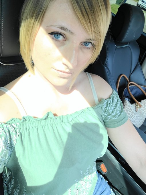 It's my 29th birthday the 26th!! Spoil me for the last bday in my 20s! https://t.co/uH67Pmn6t8<a href="/tag/mvsales"class="tags"><span>#mvsales</span></a>