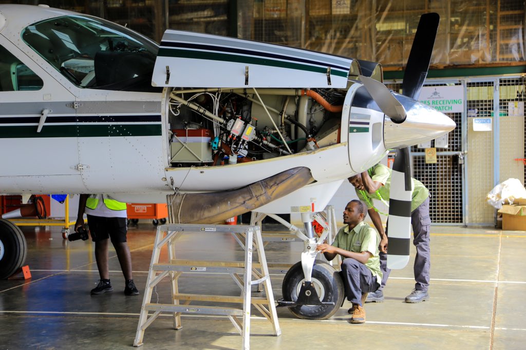 tbonnita's tweet photo. Celebrating those who give us flight: The aviation maintenance technicians and innovators make it possible, thus help give the public a worry-free experience. They get people wings and the chance to travel faster than on-ground.
#MaintenanceinAviation
#flykea https://t.co/OJB8j0Glgm