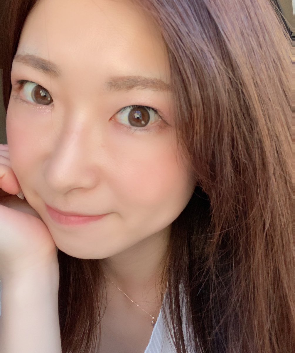 sakuraokam's tweet photo. この1dayカラコン、自然な盛りでめっちゃ好き♡
@be.girl_official
#カラコン #よしミチカラコン #パース #perse #よしミチ
#使用カラー名 #ヌーディーベージュ #テディブラウン #エアーグレー #パームグリーン
#カラコンレポ #カラコンビガール #begirl #カラコン着画
https://t.co/mJn3jWAlDj https://t.co/jNt5RIwuMI