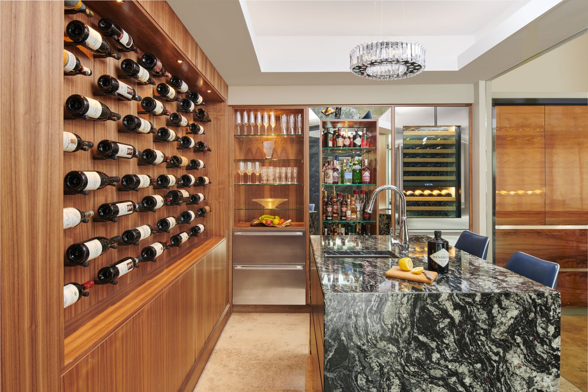 Not all sandwiches have to be basic, why not check out these gourmet sandwich ideas instead >> brit.co/fancy-sandwich…. Where better to sit and enjoy a sophisticated sandwich this #BritishSandwichWeek than at a luxurious #kitchenisland like this!  bryanturnerkitchens.com