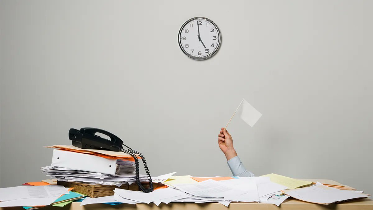Overtlyai's tweet photo. @lizandmollie talk about how managers and leaders don't recognize the negative implications that change exhaustion have on the whole organization, not just individual employees:

https://t.co/EwaHIc03ra

#Exhaustion #ChangeExhaustion #Team #HR #HRManagement #Burnout #Stress https://t.co/fhH4bennxi