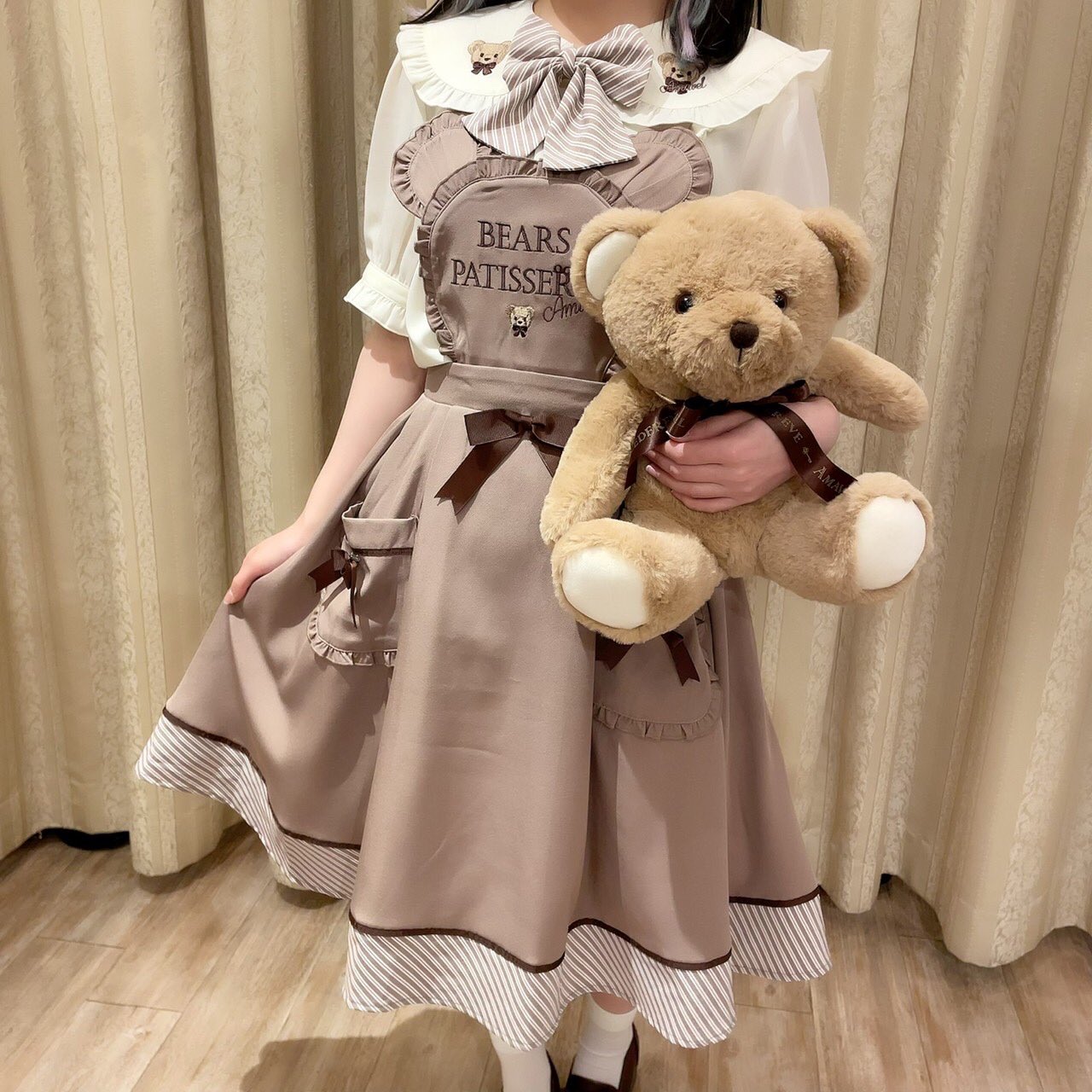 Amavel くまエプロン Bears Patisserieジャンスカ ブラウス Amavel くまエプロン Bears Patisserieジャンスカ ブラウス