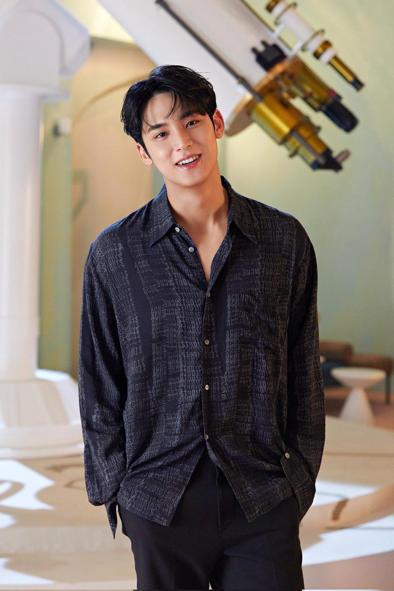 baksuuucak's tweet image. he is such an angel, a truly angel with a big heart. mingyu, hoping the universe always kind to you today, tommorow and forever 🤍