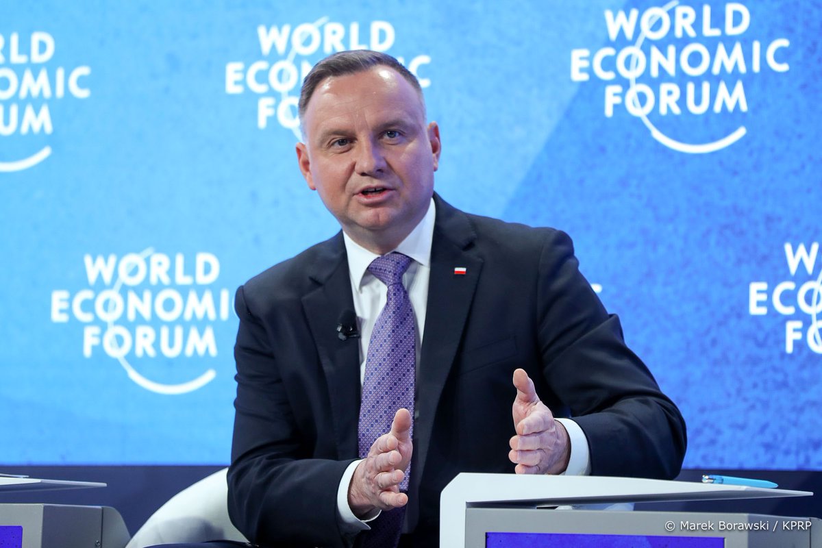 prezydentplarch's tweet image. Prezydent @AndrzejDuda jest głównym gościem panelu dyskusyjnego „Geopolitical Outlook” - jest on jednym z ważniejszych paneli podczas @wef; dotyczy najważniejszych problemów globalnych, dziś kluczową kwestią jest wojna na Ukrainie i jej wpływ na politykę międzynarodową.