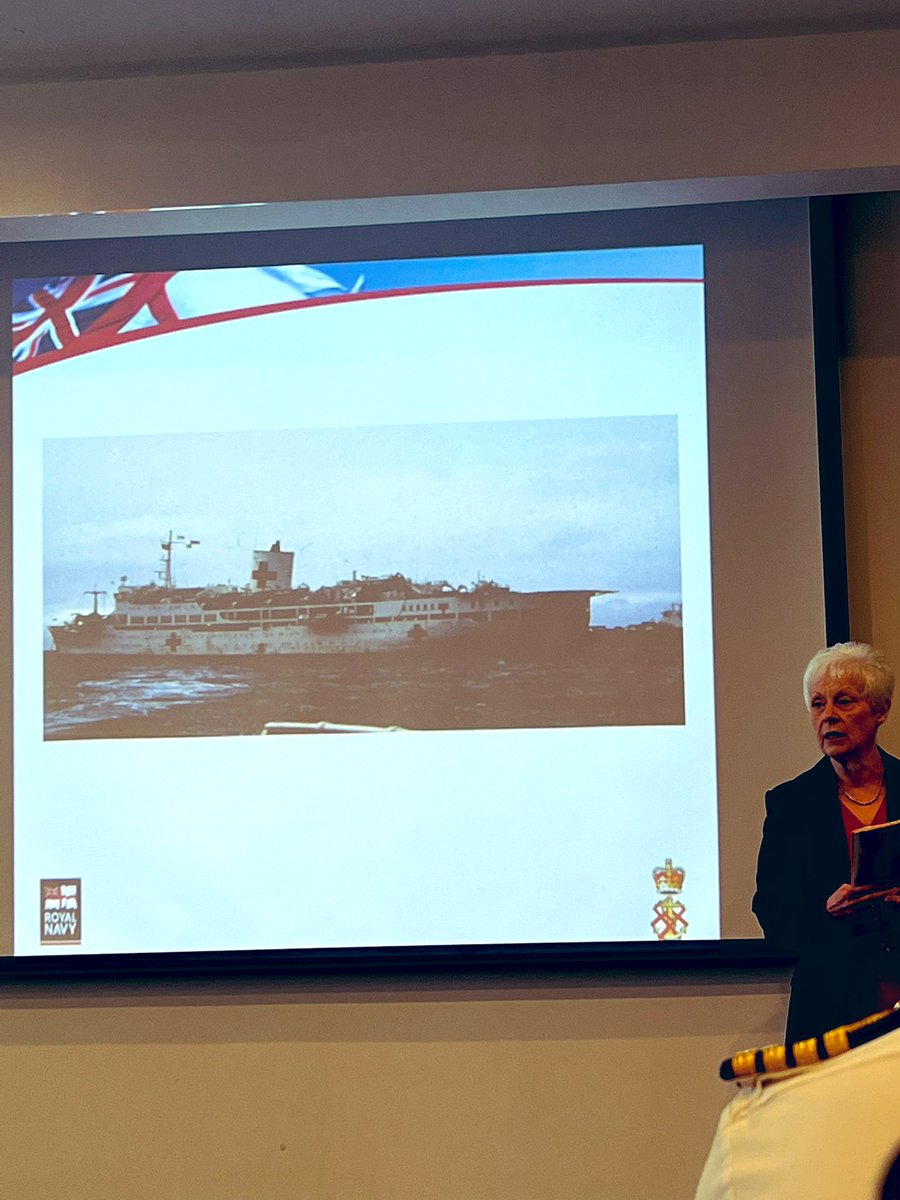Huge thank you to Liz Ormerod and Suzie Float for their talk on the #Falklands, a QARNNS perspective 🛳🩺 A truly amazing insight in to their experience of deploying in the HMHS Uganda in 1982 and nursing during the #Falklands Conflict #QARNNSsymposium2022