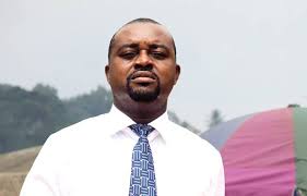 pahedipoula's tweet image. #6EBIMA Et hop,Lambert Noël Matha interdit la marche anti armée francaise au #Gabon. 
Ils veulent donc d'abord marcher contre les bidasses français🇫🇷 au Gabon🇬🇦, mais pas contre leur langue et leur fric imposés et utilisés au Gabon. FCFA et Français. Gérard Ella Nguema OUBIYOU?