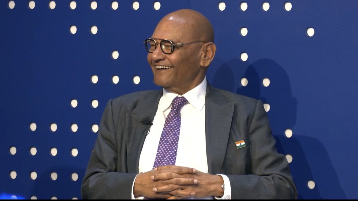 AnilAgarwal_Ved's tweet photo. Namaste Davos 🇨🇭 
I believe that our youth possesses the entrepreneurial energy &amp; creativity to truly transform our world in the coming years. 
Spoke at @wef about their technology-driven solutions, rooted in sustainability, that will pave the path for a better tomorrow! #wef2022 https://t.co/TqJl9WIppu