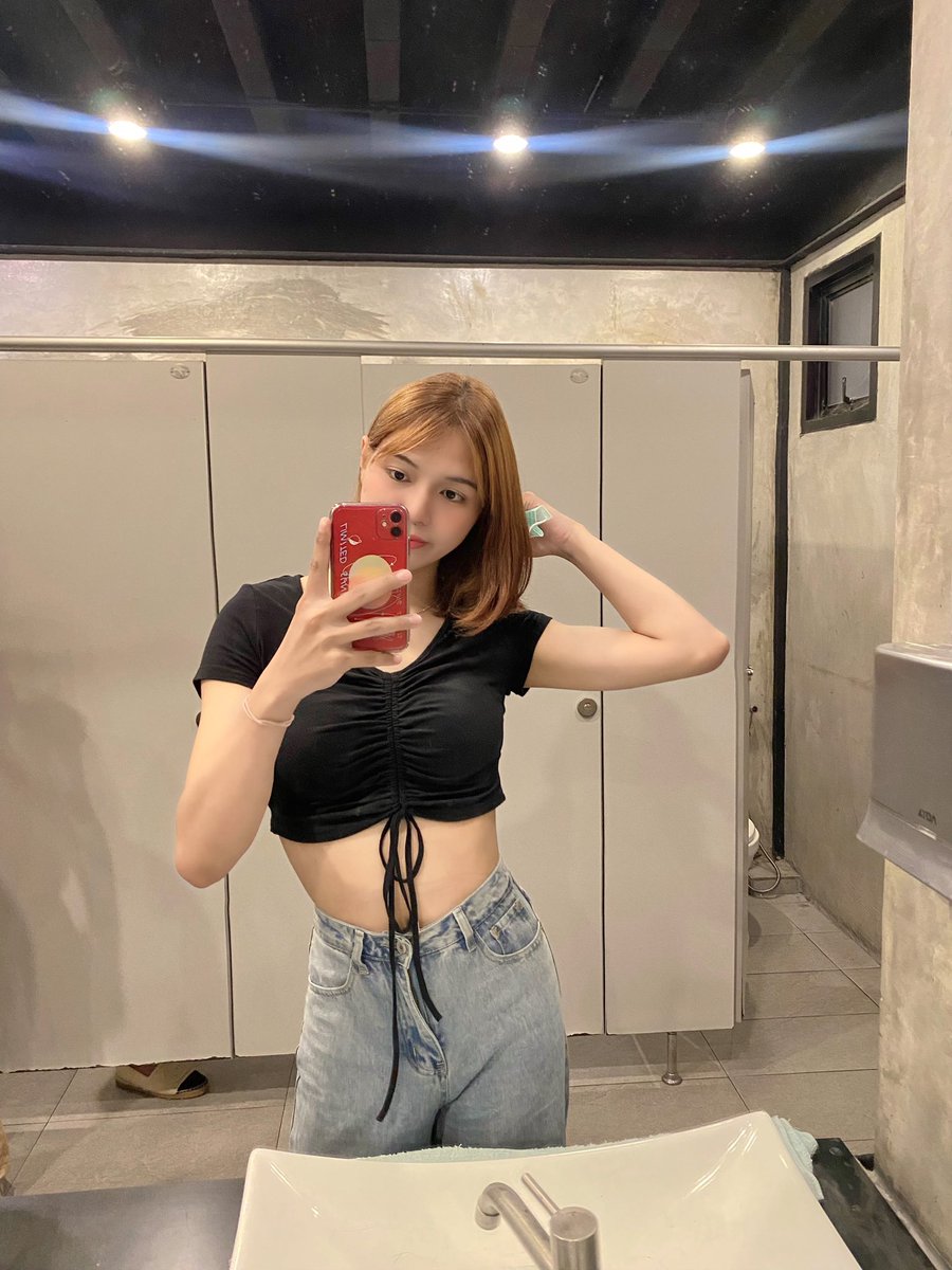 so_zazy's tweet photo. เที่ยวอีกแย้ว #สาวสอง #อยุธยา https://t.co/zb7WGIIILJ
