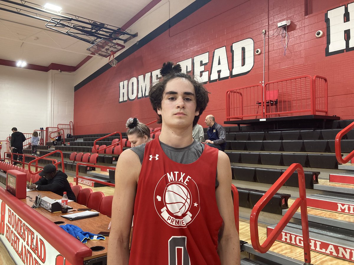 Gibbs_Dan_'s tweet photo. 2022 NY2LA SPORTS INVITATIONAL – 15U TOP PERFORMERS https://t.co/O7Xir5Nf00 https://t.co/MRNOjcbq8b
