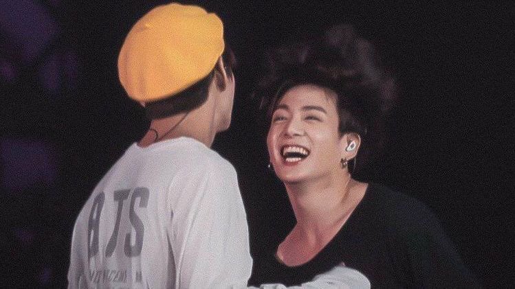 _Just_Kate2015_'s tweet photo. TAEKOOK IS MY SAFE PLACE🥺🙏🏼
TAEKOOK BEST UNIT💜

#국뷔지켜 
#국뷔유닛
#국뷔최고
#국뷔사랑해 https://t.co/d175rkiVBJ