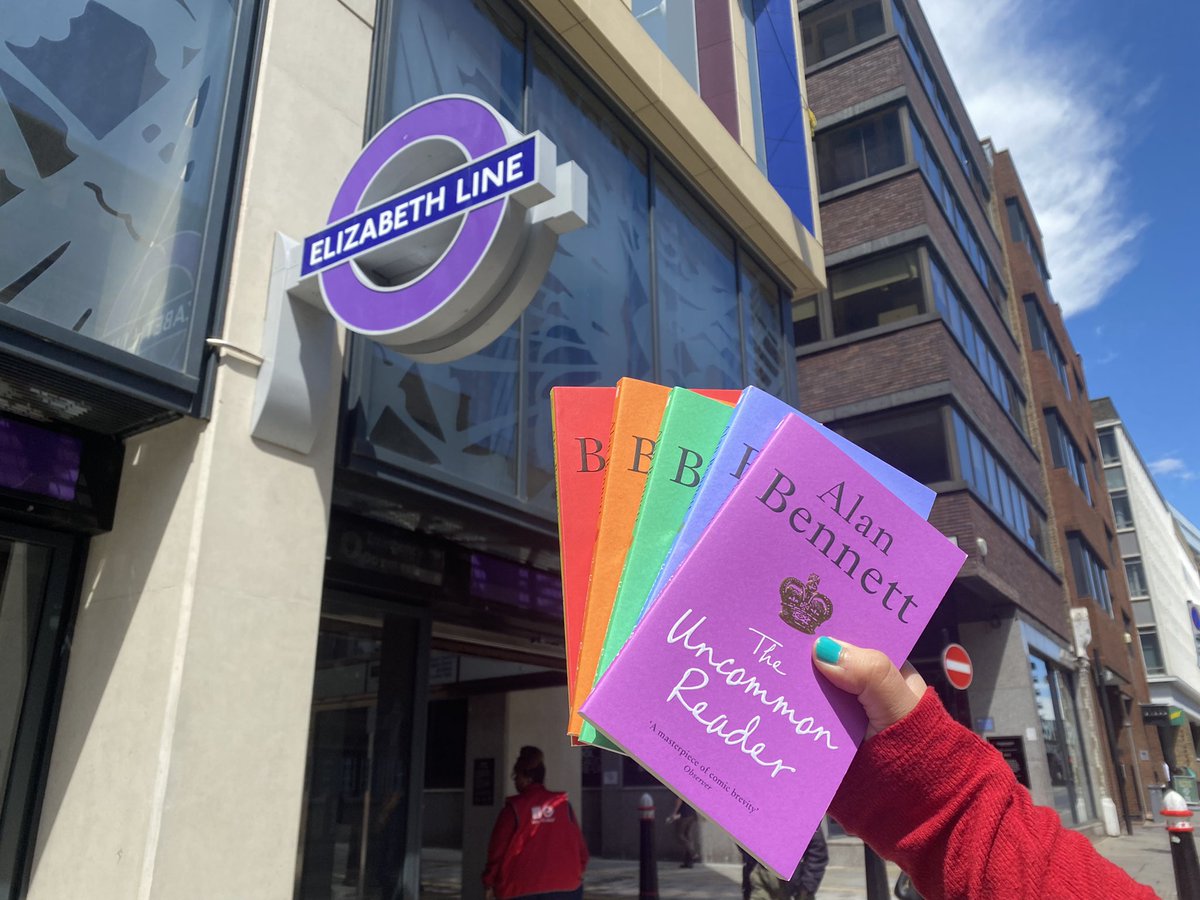 ProfileBooks's tweet photo. 📢 G I V E A W A Y 📢

To celebrate the opening of the Elizabeth Line and the Queen’s Platinum Jubilee, we’re giving you the chance to win 1 of 5 copies of Alan Bennett’s #TheUncommonReader 👑

To enter, simply retweet by midday on Thursday 26th May! UK only. https://t.co/u0wH2cbCJw
