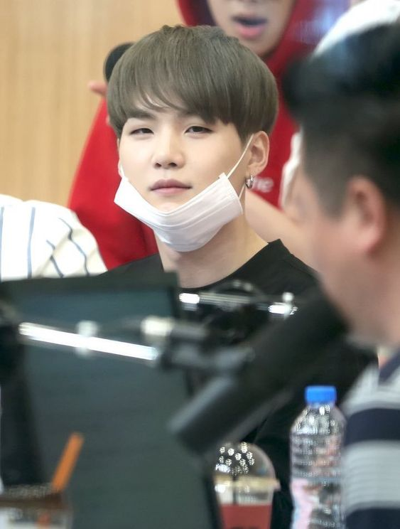 _babsy7's tweet photo. Hoy es martes de stream a Yoongi #D2 #2YearsWithD2 

En mi playlist suena Blueberry Eyes 💙✨
#BTS #BTSCOMEBACK2022 #ThatThat https://t.co/DinJZ2Jrjx