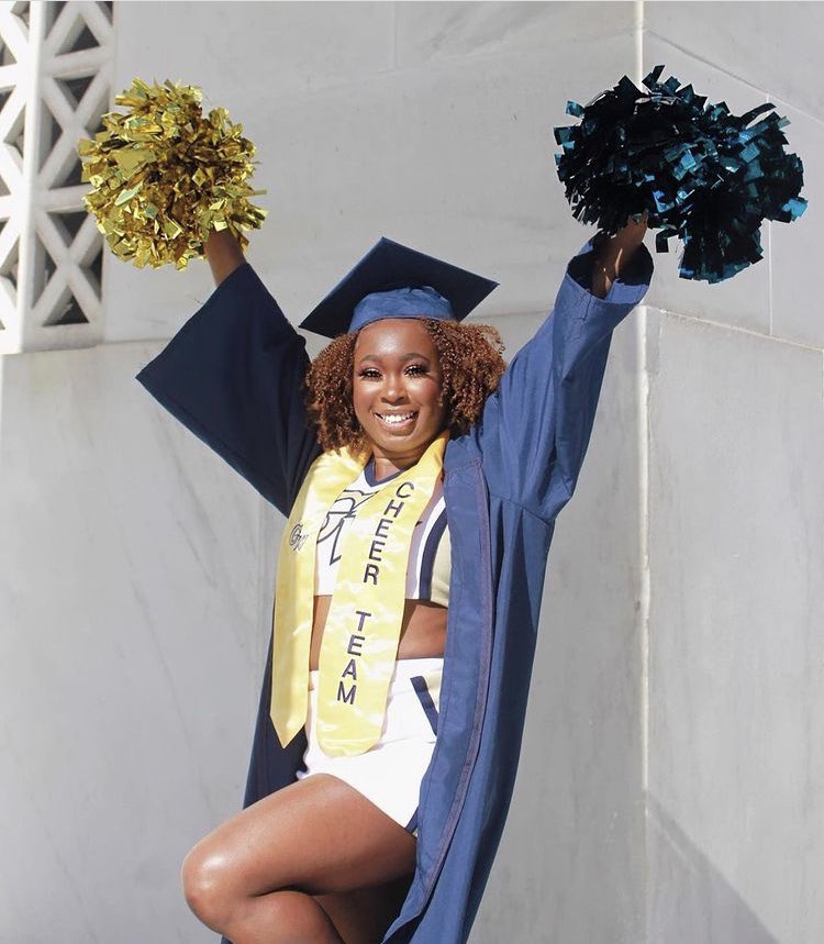 Blackgirlscheer's tweet photo. โฅ๏ธ๐๐ #BlackGirlsCheer #AndDoSoMuchMore #HBCU #ClassOf2022 #CongratsGrad https://t.co/YVd4QKVane