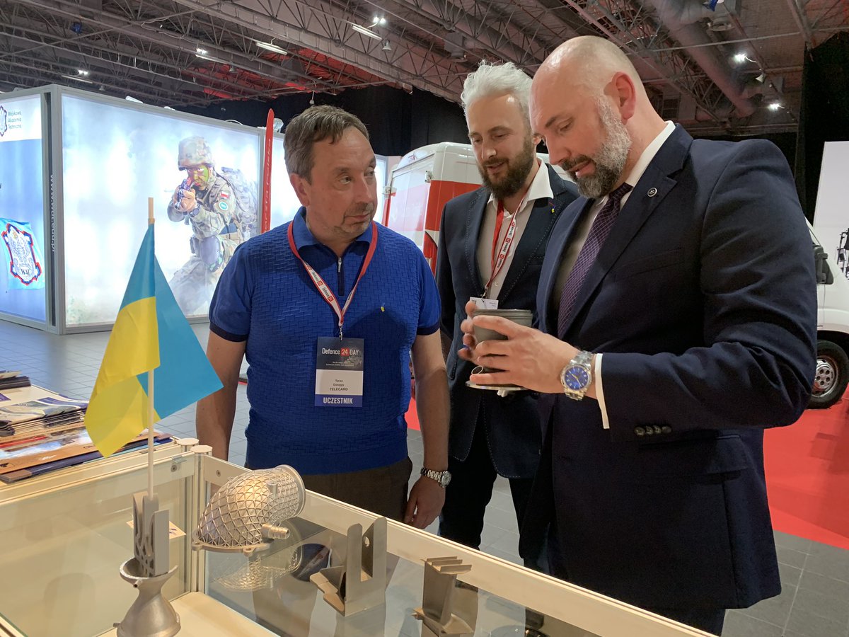 PGZ_pl's tweet photo. Na #D24Day #Defence24Day rozmawiamy o polsko-ukraińskiej współpracy przemysłowej #pgz #Telecard #Inntech 🇵🇱🇺🇦 https://t.co/Sii44Qzzzh