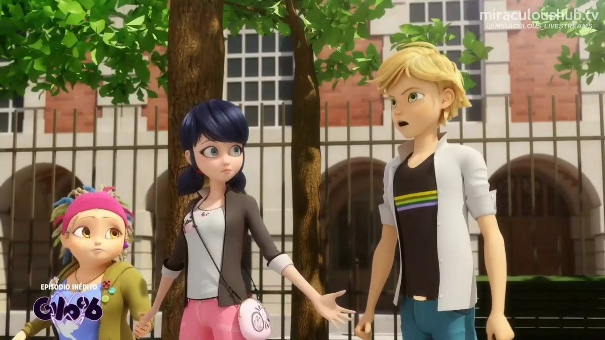 WorldMaribug's tweet photo. lembrete de que o Adrien OUVIU a Marinette chamando ele de lindo mas depois fingiu que não entendeu só pra ela repetir ele nem disfarça mais https://t.co/Fyk9f8Ehpw