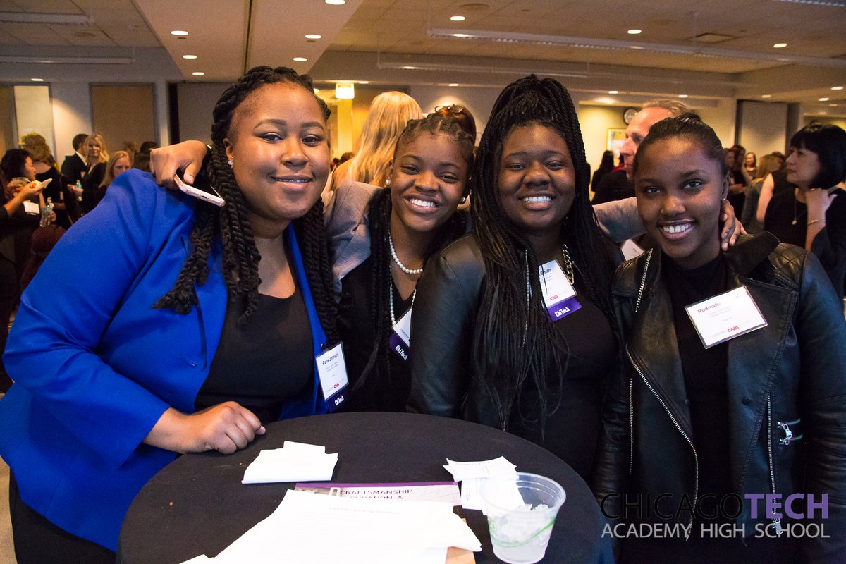 Our #LBDN2022 is TOMORROW! Now is your last chance to get tickets to the event! Snatch them while you still can! We can’t wait to see you there! chitech.org/lbdn2022-ticke… #ChicagoEvents #CommunityEvents