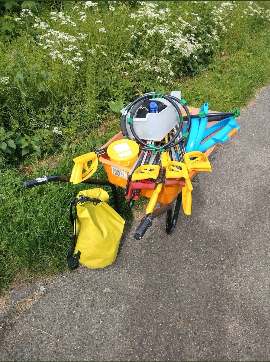 Fantastic day yesterday for a litter pick on our adopted stretch of the canal, the weather was on our side.
Massive thank you to <a href="/CllrIanMoncur/">Cllr Ian Moncur</a> @SamMarineCRT <a href="/LitherlandYouth/">Litherland Youth & Community Centre</a> for helping us.