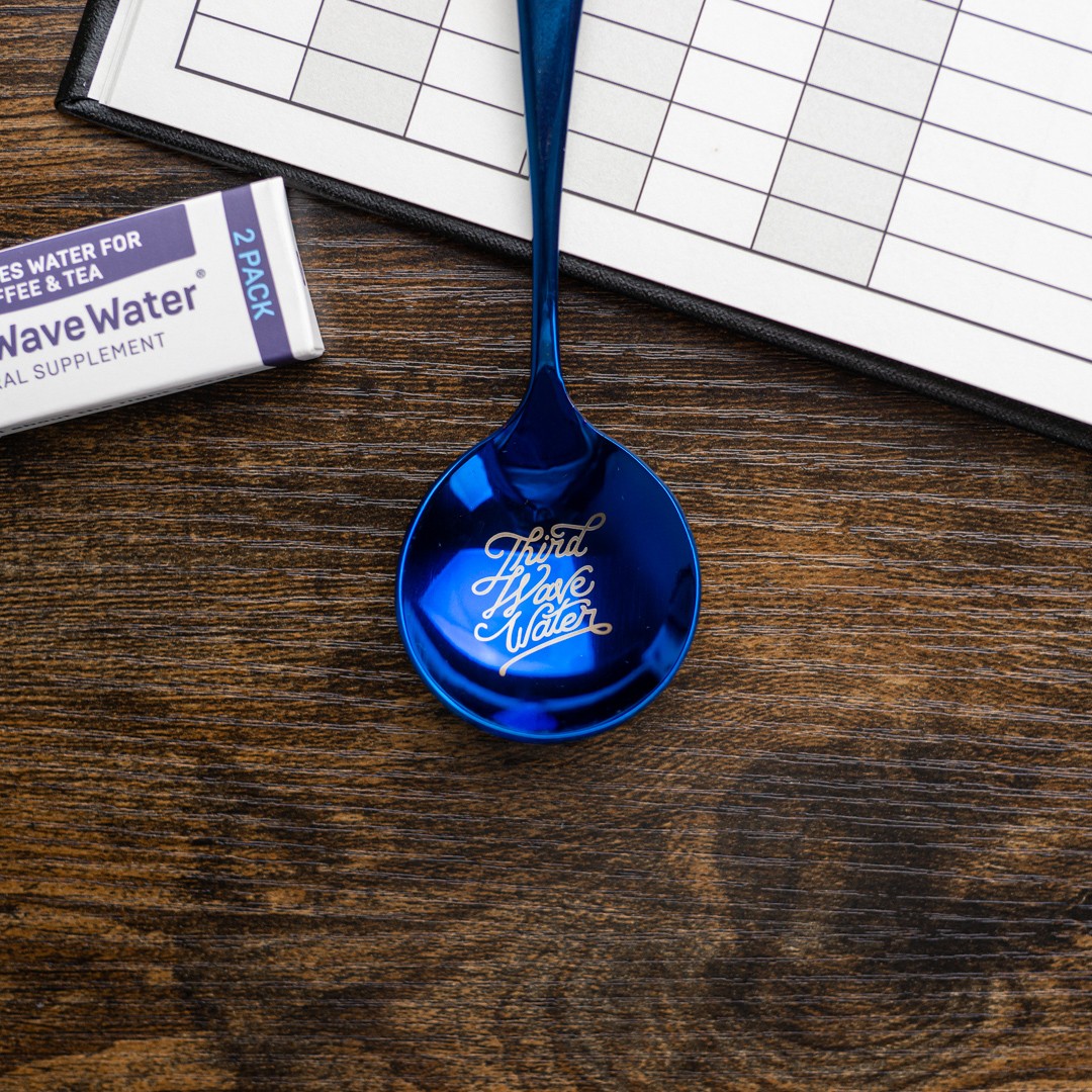 thirdwavewater's tweet photo. We're not biased, but slurping your coffee out of this spoon feels unmatched ☕️
#thirdwavewater #cupping #coffeecupping #coffee #specialtycoffee #cuppingspoon https://t.co/SxHg6Dg6st https://t.co/PuU32C3ztS