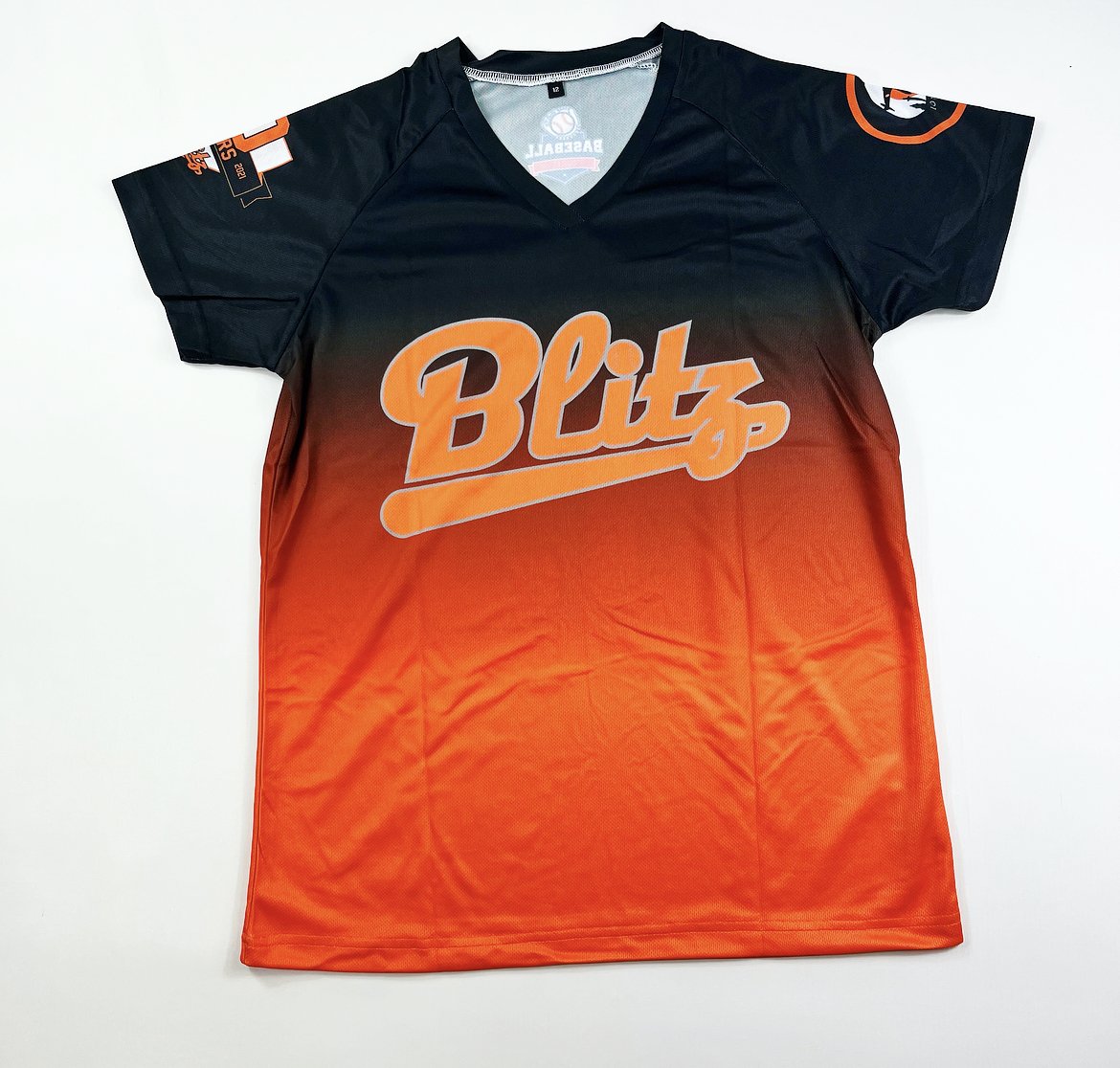 Check out these awesome custom jerseys for the London Blitz ✈️ 

Custom jerseys at Baseball Outlet start from £30 and come with:
✅ Choice of fabric 
✅ Fully custom designs
✅ Full decoration at one cost

Looking to update your jerseys? Speak to your designated team rep today!