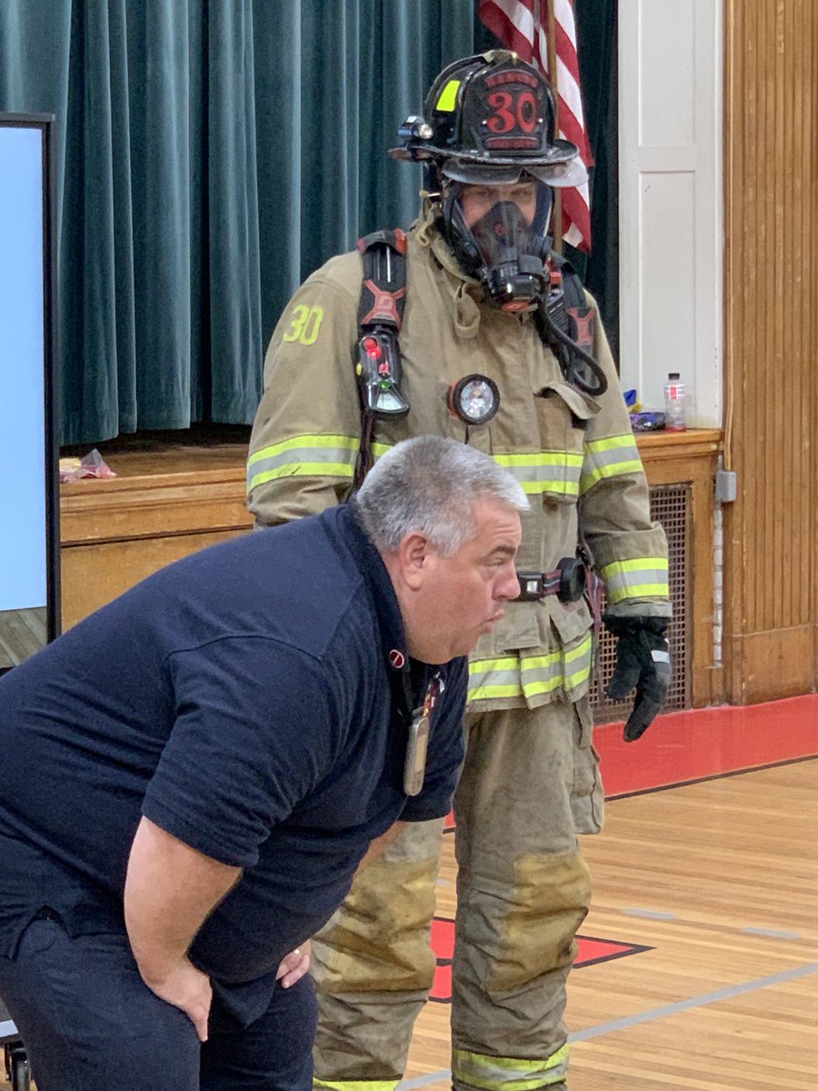 Thank you Fireman Rob! ⁦<a href="/HansonFire/">Hanson Fire</a>⁩ ⁦<a href="/WH_Super/">Jeff Szymaniak</a>⁩ ⁦@gmferrojr⁩