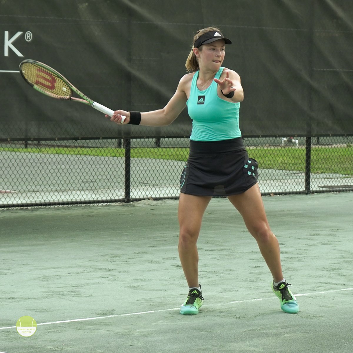 spring10sfest's tweet photo. Our 🏆 champion 🏆 moves on at @rolandgarros! 💪

Katie Volynets battled to a three-set win over 2021 Wimbledon quarterfinalist Viktorija Golubic!

#SpringTennisFestival https://t.co/x5IrIKG3Se