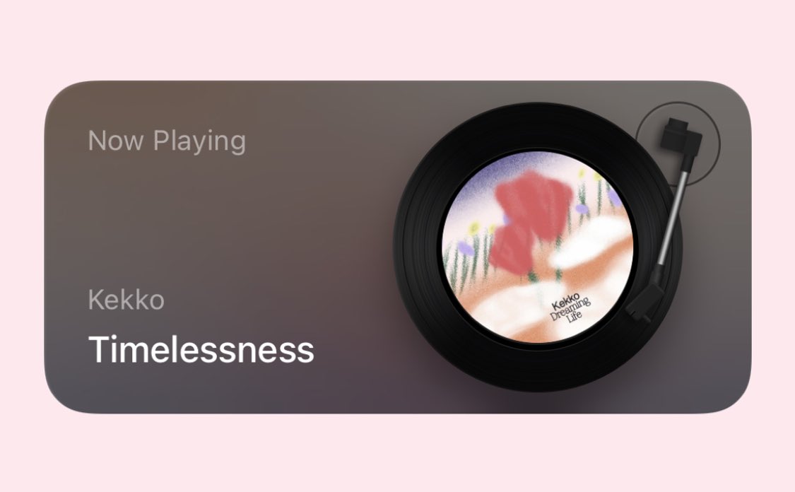 blueblo0ms's tweet photo. random songs 🎧🪑 https://t.co/bHpfP3xA2R