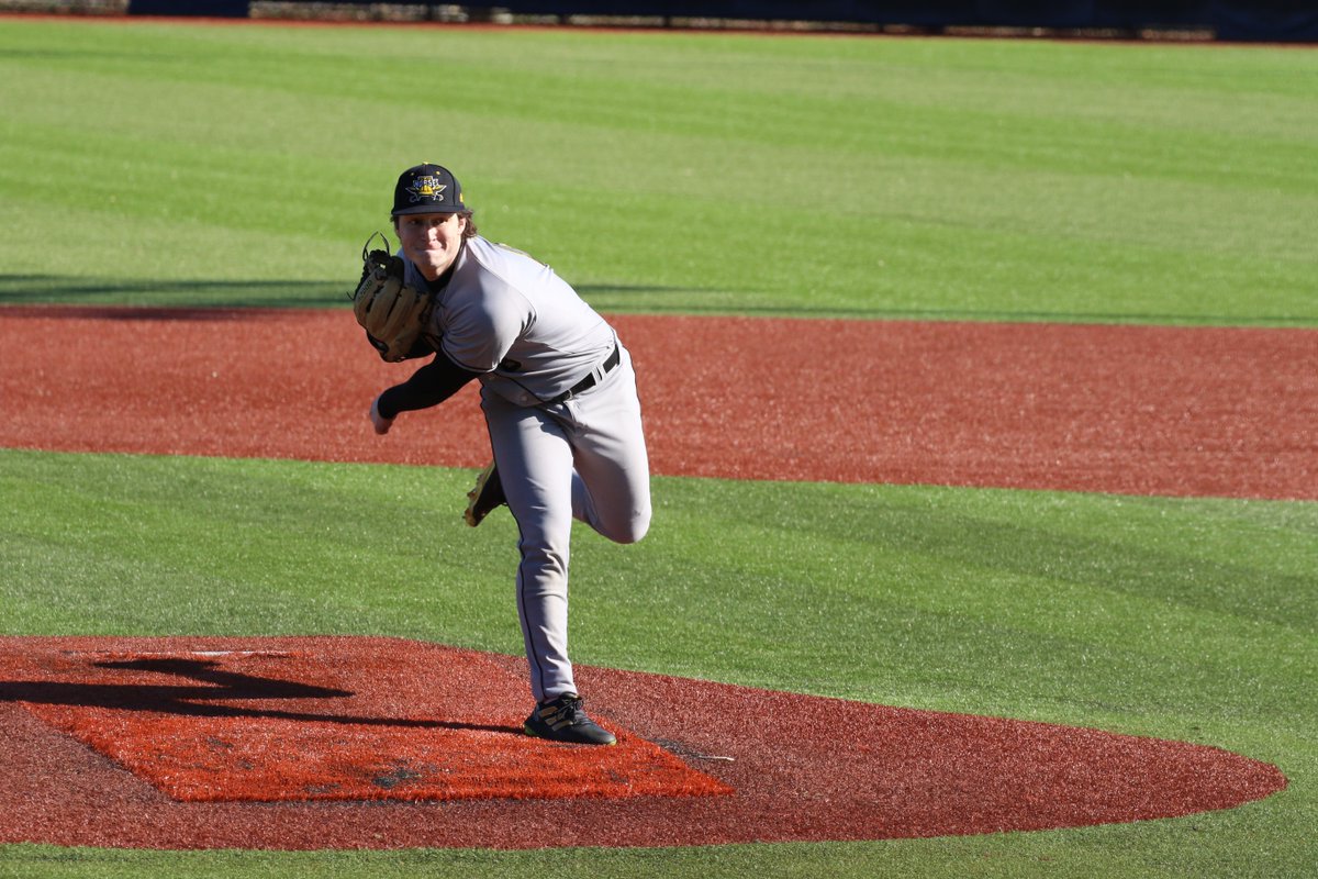 The 2022 #HLBASE championship begins on Wednesday with <a href="/MastodonBSB/">Purdue Fort Wayne Baseball</a> taking on <a href="/YSUBaseball/">YSU Baseball 🐧</a> and <a href="/UIC_Baseball/">UIC Baseball 🔥⚾️</a> battling <a href="/NKUNorseBSB/">NKU Baseball ⚾️</a> in the first 2 contests!

⚾: bit.ly/3LKqikG