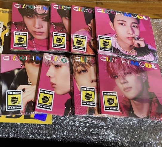 crescent092's tweet photo. ⚠️พร้อมส่ง⚠️
NCT dream Glitch mode digipack ver
340.- 
เจโน่ (1)
เหรินจวิ้น (1)
แฮชาน (2)

#ตลาดนัดnct #ตลาดนัดอซท #ตลาดนัดnctdream #ตลาดนัดnct2021 https://t.co/VsHFNgRsIy
