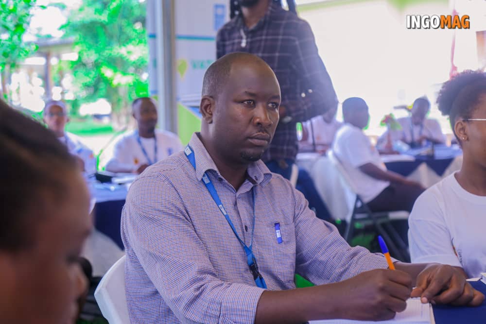 Ce mardi 24-05, dans les enceintes du <a href="/PNUDBurundi/">PNUD.Burundi</a>, a eu lieu une rencontre de convivialité entre la Représentante Résidente du PNUD au #Burundi, Mme <a href="/KouassiNicole/">Nicole Kouassi</a> &amp; les jeunes entrepreneurs qui ont été primés dans la semaine dédiée à l’innovation, édition 2021.
#InnovationWeek