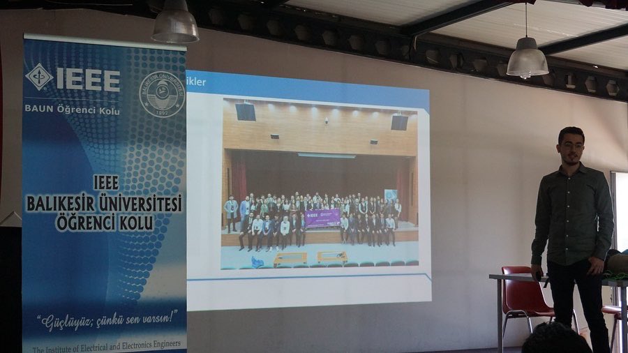 ieeebaunsb's tweet photo. IEEE BAUN Öğrenci Topluluğu olarak 21 Mayıs Cumartesi günü 2021-2022 Dönem Sonu Genel Kurul Toplantısı’nı YDS Academy’de gerçekleştirdik. Topluluğumuzun 1 yıl içerisindeki faaliyetlerinin Yönetim Kurulu Başkanı Mehmet Emin ALTAY’ın ve idari kurul üyelerinin sunumları https://t.co/ZJjJiIKeqT