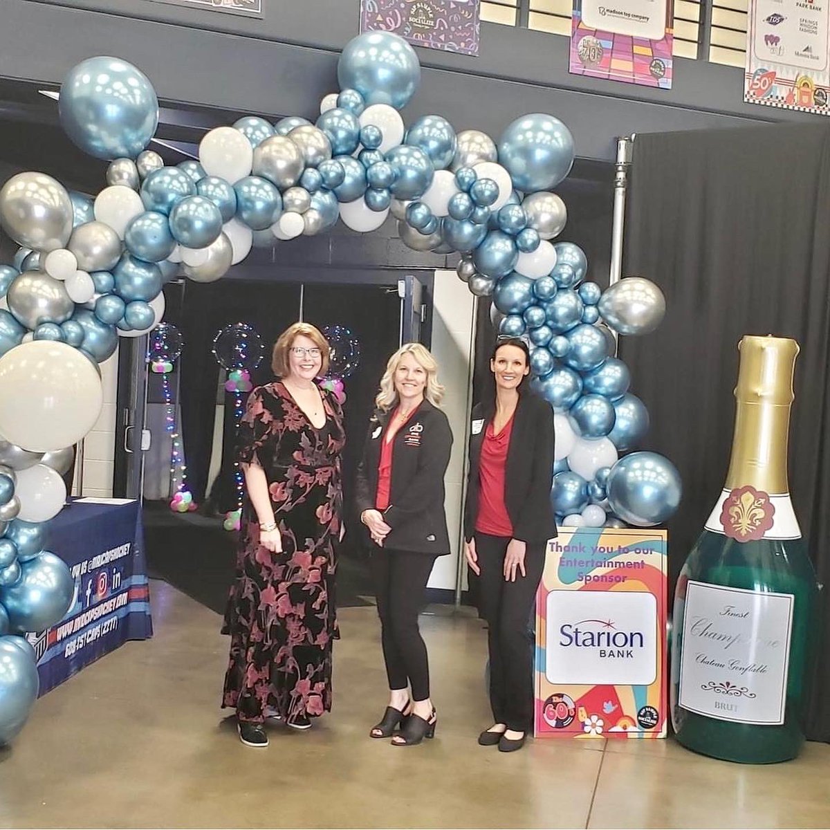 Thanks to the Middleton Chamber and all the volunteers for putting on our fabulous annual Sip Sample &amp; Socialize Celebration last week 🥂✨ <a href="/MiddletonChambr/">Middleton Chamber of Commerce</a>