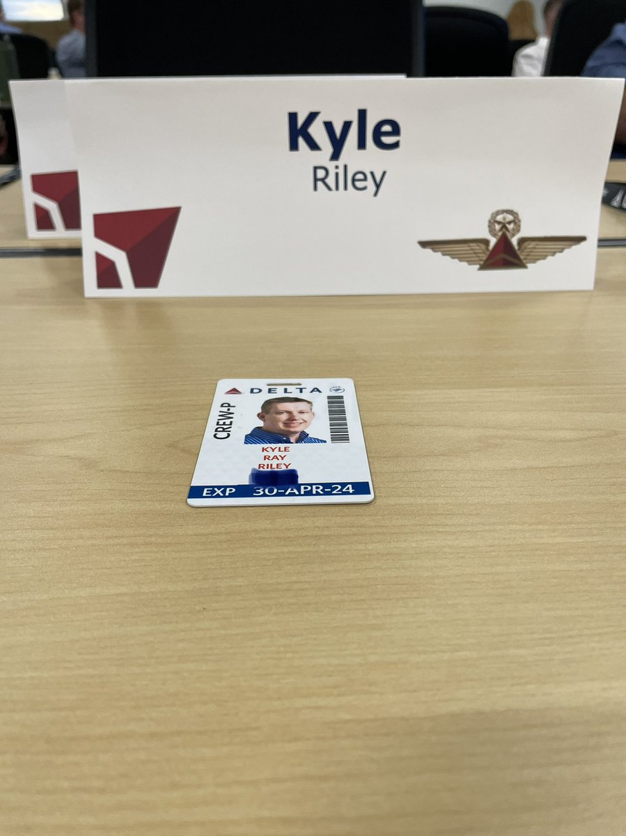 Kyle Riley tweet media