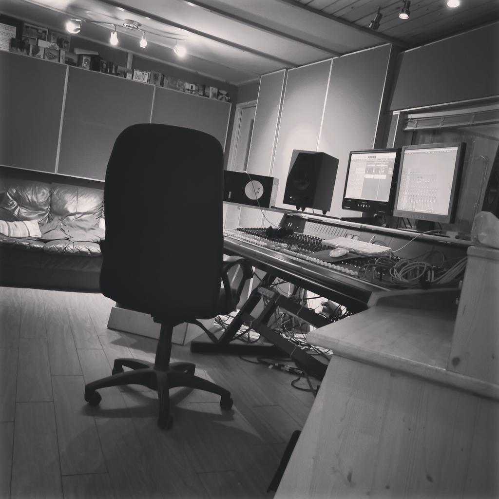 Ruth Toynton tweet media