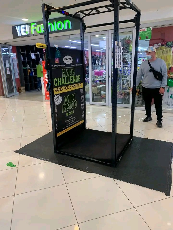 PrincessSiziph1's tweet photo. This challenge over here will kill your parents guys😂😂😂😂😂😂😂😂 the queue just to spend your R80 and fail
#Playtime #CPUTMediaCreatives #CPUTMedia https://t.co/PzKUNFa0Qy