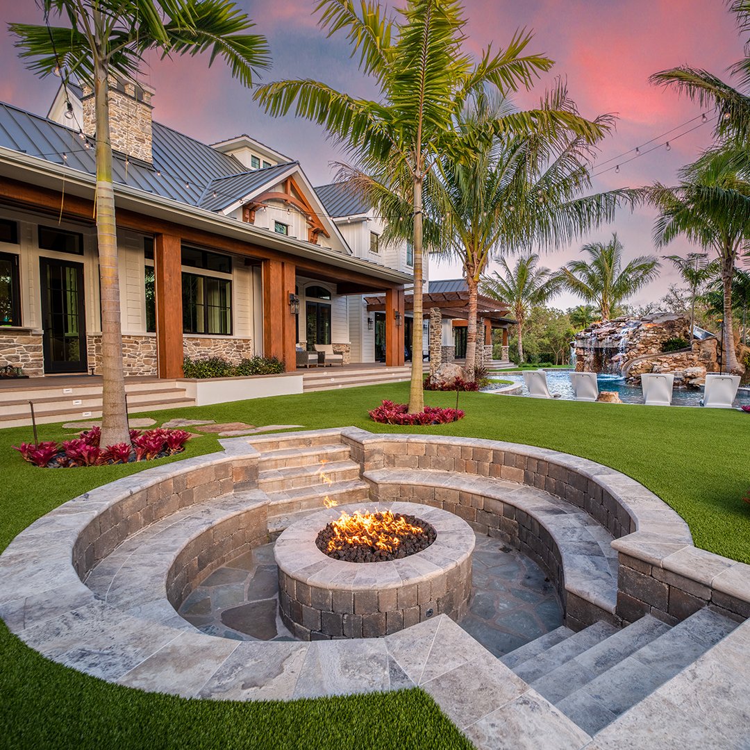 LagoonsDesign's tweet photo. #FireFeatureFriday We create a jaw-dropping environment of recreation and relaxation that is 100% customized and unique to every client!

#insanepools #lucaslagoons #fire #firefeature #firepit https://t.co/b7skUKJMEr