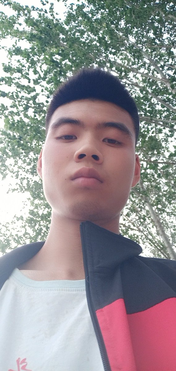 ig8ac's tweet photo. 新收的骚狗，人模狗样的，舔着脸求我曝光。感兴趣点赞关注，有后续。 #新人S
#狗奴 #曝光 https://t.co/bli55LRnhm