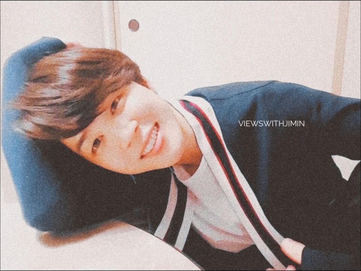 viewswithjimin's tweet photo. this live is unforgettable https://t.co/8USn0E35fo