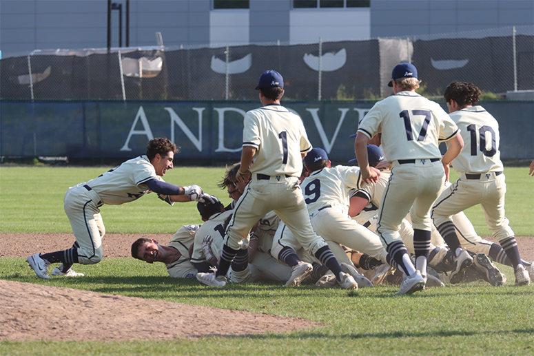 NE_Baseball's tweet image. It's the playoff edition of the Prep Coaches Poll. 

▶️See which teams cemented their respective cases in the top 🔟.

baseballjournal.com/prep-coaches-p…