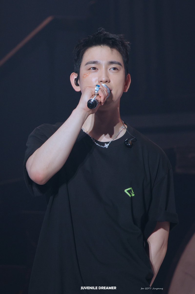 JD940922's tweet photo. 220522 GOT7 HOMECOMING FanCon
💚💚💚💚
#GOT7  #갓세븐  #박진영 #Jinyoung  
#GOT7HOMECOMING https://t.co/uBk03dZrfU