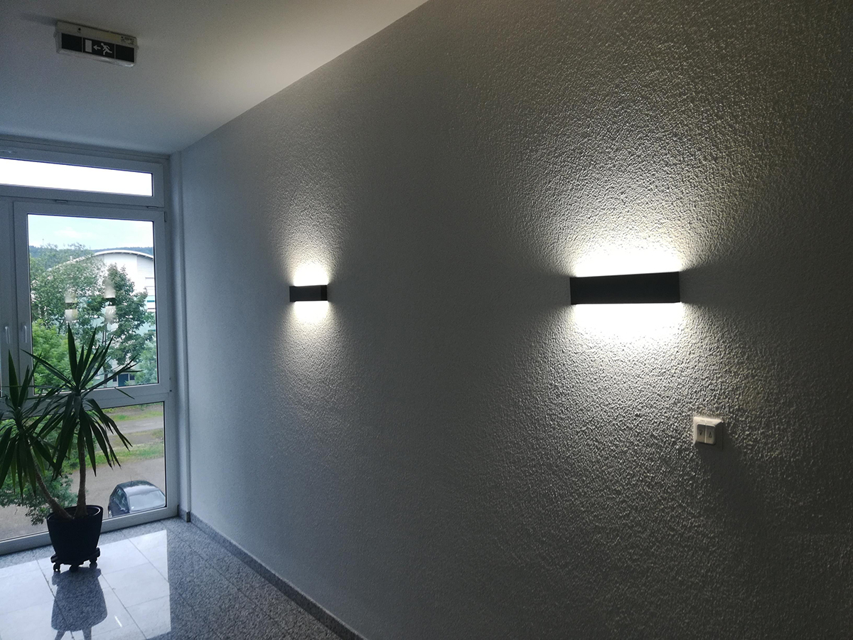 upshinelighting's tweet photo. https://t.co/kB5JVG6Meu product #walllights application scenarios in door #staircase #Walls 
#decorative #led #ledlights #supplier #manufacturer #ledapplication https://t.co/HZGkL3Utkc