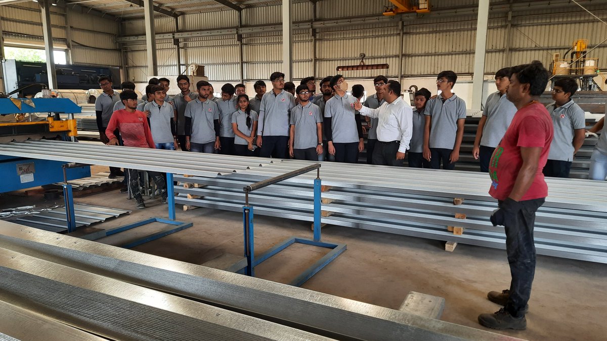 DarshanUniv's tweet photo. The #Diploma #Civil #Engineering Department had organized a visit to Darshan Steel Infrastructure (#DSI), #Chhatar for the 2nd-semester students.
#DarshanUniv #SkillDevelopent #dsi https://t.co/0dsaXJoubR